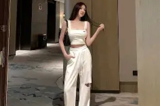 《性机渴XX老头XXX》免费观看